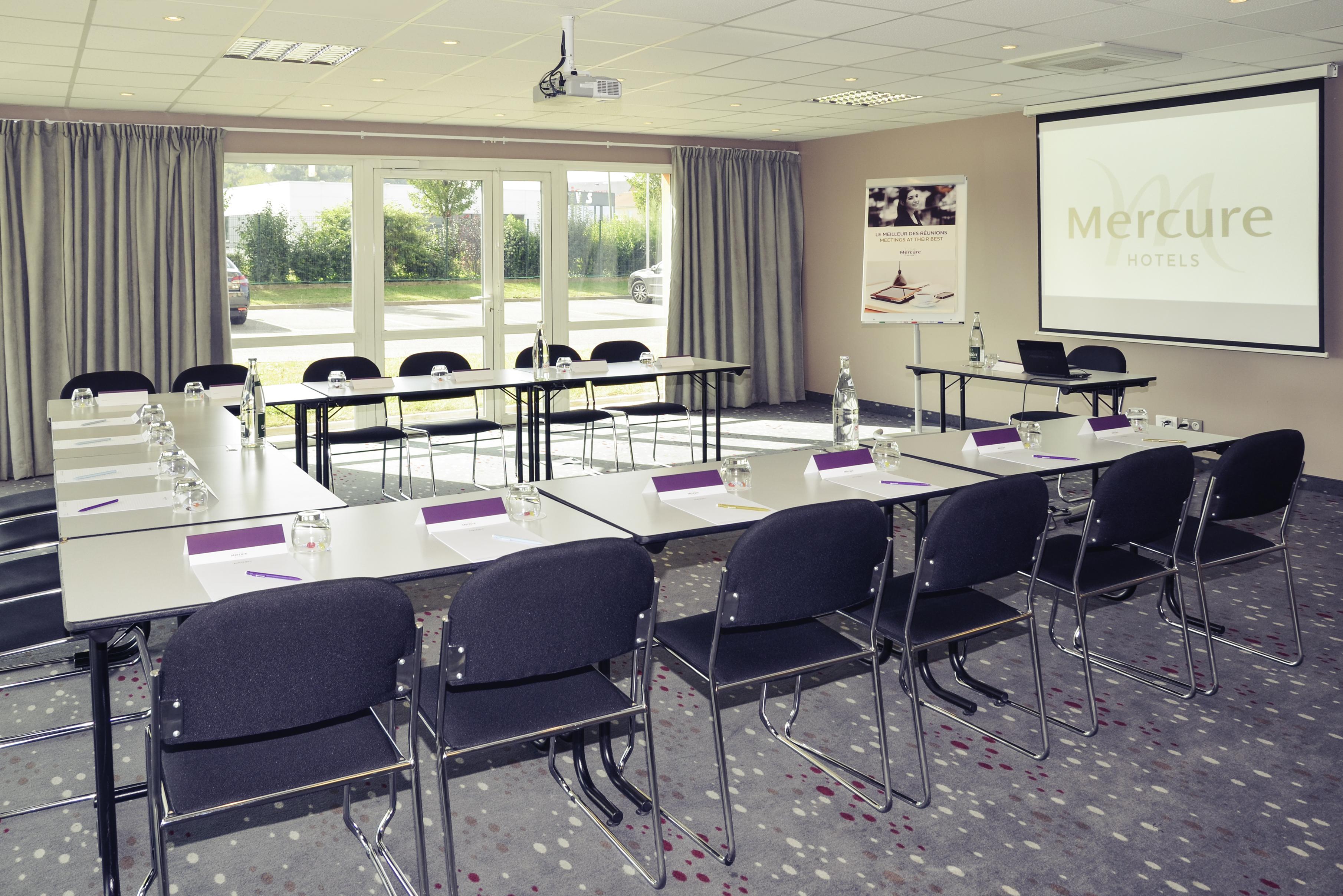 Mercure Lyon Est Chaponnay Bagian luar foto