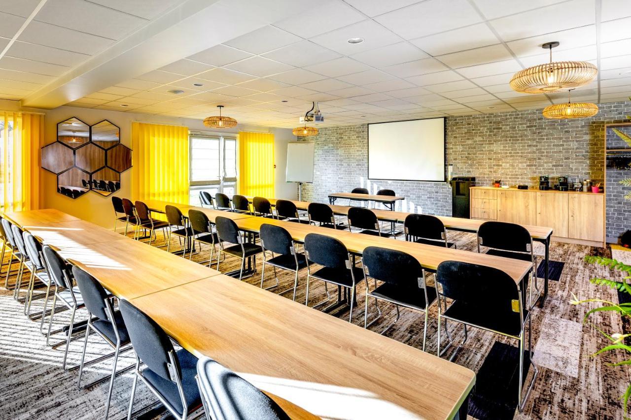 Mercure Lyon Est Chaponnay Bagian luar foto