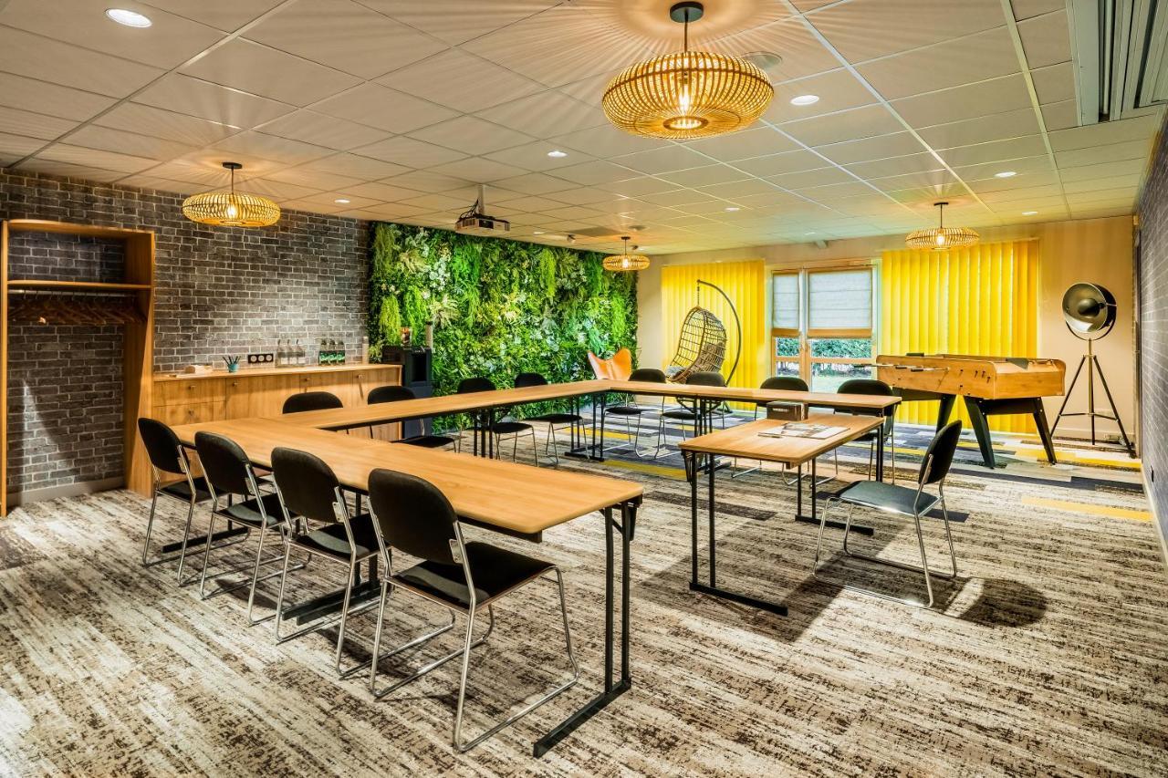 Mercure Lyon Est Chaponnay Bagian luar foto