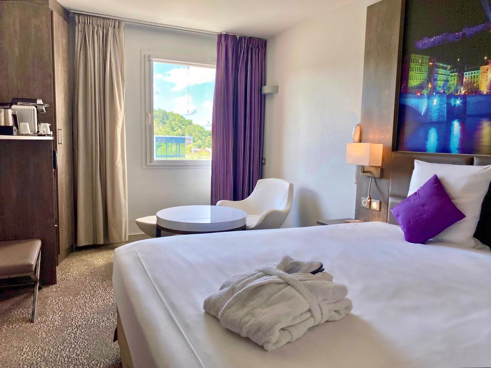 Mercure Lyon Est Chaponnay Bagian luar foto
