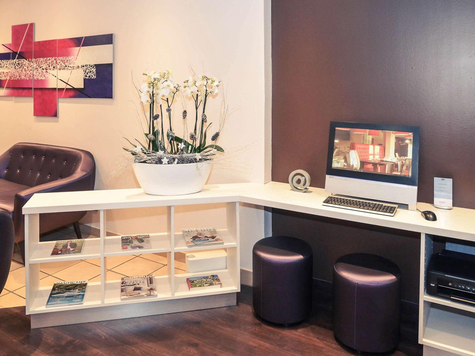 Mercure Lyon Est Chaponnay Bagian luar foto