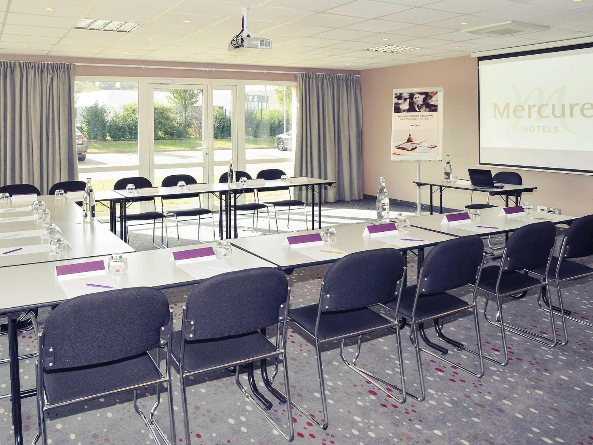 Mercure Lyon Est Chaponnay Bagian luar foto