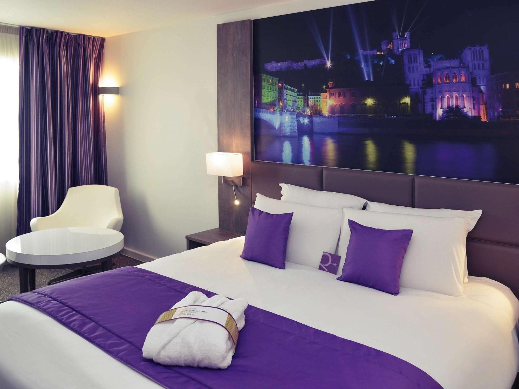 Mercure Lyon Est Chaponnay Bagian luar foto