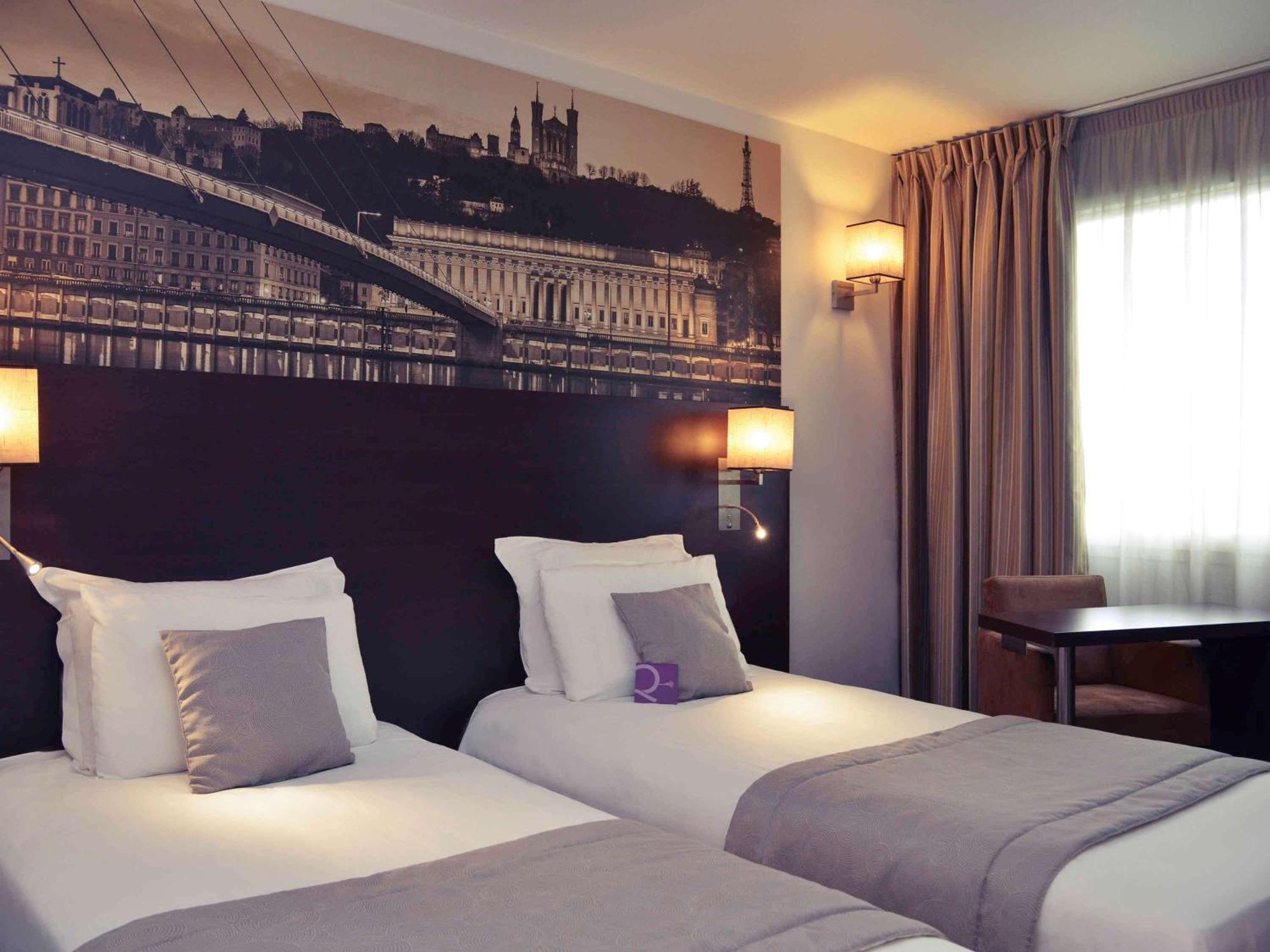 Mercure Lyon Est Chaponnay Bagian luar foto
