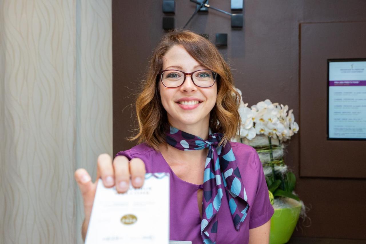 Mercure Lyon Est Chaponnay Bagian luar foto