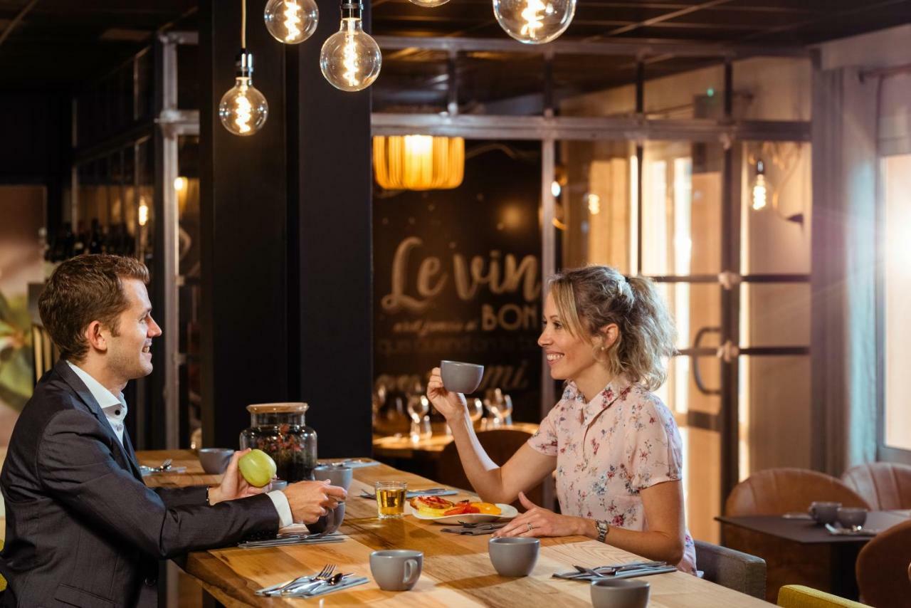 Mercure Lyon Est Chaponnay Bagian luar foto